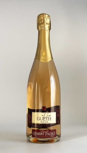 Flasche Crémant d'Alsace Brut Roséwein Elsass Domaine Gueth gueberschwihr